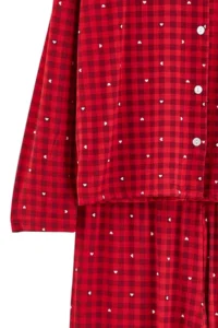 TRENDYOLMiLLA Red Plaid and Heart Patterned Soft Touch Knitted Pajama Set - Image 6