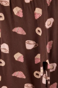 TRENDYOLMİLLA Yellow-Brown 100% Cotton Slogan Printed Brown Kruvasan Patterned Knitting Pajama Set - Image 5