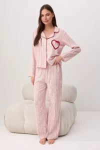 TRENDYOLMiLLA Multicolored Floral Heart Detailed Viscose Woven Pajama Set - Image 3