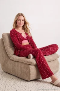 TRENDYOLMİLLA Burgundy 3 Sets 100% Cotton Floral Lace Ribbed/Pointel Knitting Pajama Set - Image 5