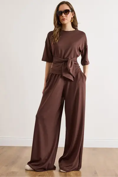 Olalook Women's Brown Self Belted Blouse Flowy Suit