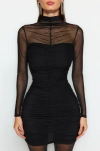TRENDYOLMİLLA Black bodycone/Bodysuit hugging Short / Mini Knitting Tulle Dress - Image 4