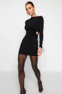 TRENDYOLMİLLA Black Fitted Window/Cut Out Detailed Short Chic Evening Gown Gece Graduation Dress - Image 3