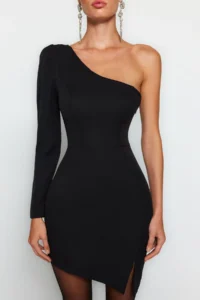 TRENDYOLMİLLA Black bodycone/Bodysuit hugging Short / Mini Weaving Dress - Image 4
