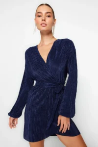 TRENDYOLMİLLA NAVY BLUE skater/Belden Flared Short / Mini Knitting Dress