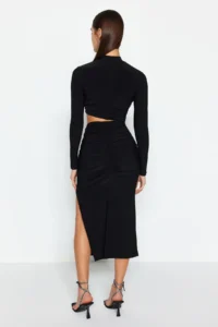 TRENDYOLMİLLA Black Cut Out Detailed shift/Plain Cut Midi Knitting Dress - Image 6