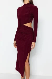TRENDYOLMİLLA Burgundy Cut Out Detailed shift/Plain Cut Midi Knitting Dress - Image 4
