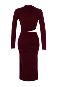 TRENDYOLMİLLA Burgundy Cut Out Detailed shift/Plain Cut Midi Knitting Dress - Image 6