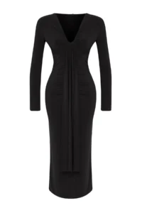 TRENDYOLMİLLA Black bodycone/Bodysuit hugging Maxi Knitting Dress - Image 6