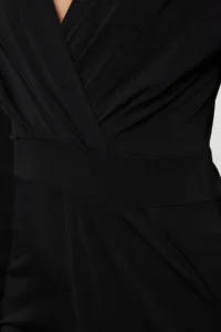 TRENDYOLMİLLA Black bodycone/Bodysuit hugging Maxi Knitting Dress - Image 4
