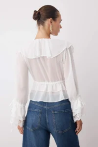 TRENDYOLMİLLA Ecru Transparan Lace Detailed Frilly Weaving  Party Blouse - Image 4