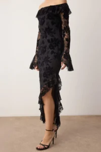 TRENDYOLMİLLA Black Carmen Collar shift/Plain Cut Maxi Knitting Dress - Image 3