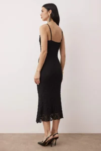 TRENDYOLMİLLA Black Fish Form Midi Knitting Lace Dress - Image 5