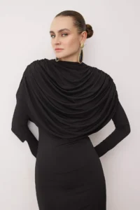 TRENDYOLMİLLA Black bodycone/Bodysuit hugging Maxi Knitting Dress - Image 2