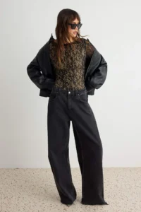 TRENDYOLMİLLA Black Lined Bedeni Saran Lace Bodysuit .D.00023 - Image 3