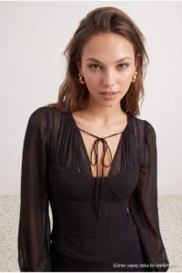 TRENDYOLMİLLA Black Shirred Collar Detailed Party Blouse - Image 3