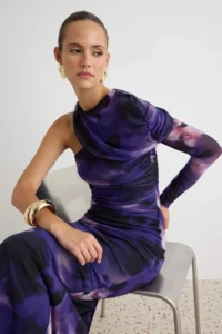 TRENDYOLMİLLA Purple-Multicolored Abstract flower patterned Single Arm shift/Plain Cut Maxi Knitting Tulle Dress - Image 2