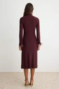 TRENDYOLMİLLA Dark Brown Collar Cut Out Detailed shift/Plain Cut Midi Knitting Dress - Image 4