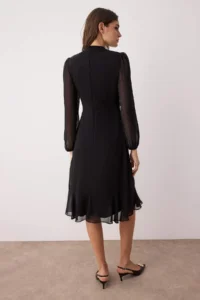 TRENDYOLMİLLA Black A-Cut/Life Form Midi Weaving Siphon Dress - Image 4
