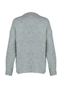 TRENDYOLMİLLA Light Gray Wide Pattern Soft textured Basic Knitwear Sweater - Image 8