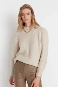 TRENDYOLMİLLA Stone Wide Pattern Couple Soft textured Basic Knitwear Sweater - Image 4