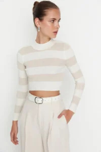 TRENDYOLMİLLA Ecru Crop Couple Cotton Color Bloklu Knitwear Sweater - Image 9