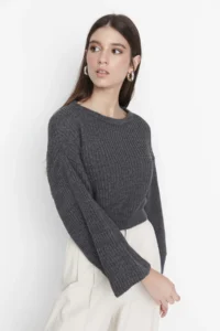 TRENDYOLMİLLA Anthracite Crop Wide Pattern Spanish Arm Knitwear Sweater - Image 2