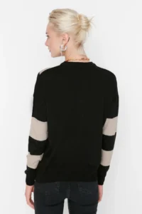 TRENDYOLMİLLA Camel Color Bloklu Crew Neck Knitwear Sweater - Image 5