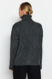 TRENDYOLMİLLA Anthracite Soft textured Tulle Detailed Knitwear Sweater - Image 5