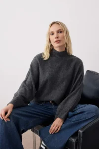 TRENDYOLMİLLA Anthracite Soft textured Wide Pattern Knitwear Sweater - Image 6