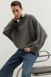 TRENDYOLMİLLA Anthracite Soft textured Wide Pattern Knitwear Sweater - Image 9