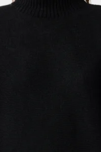 TRENDYOLMİLLA Black Soft textured Wide Pattern Knitwear Sweater - Image 7
