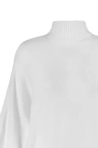 TRENDYOLMİLLA Ecru Soft textured Wide Pattern Knitwear Sweater - Image 7