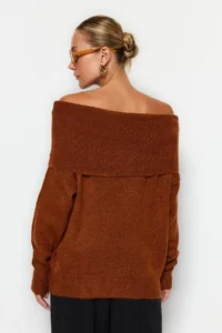 TRENDYOLMİLLA Brown Soft textured Carmen Collar Knitwear Sweater - Image 5