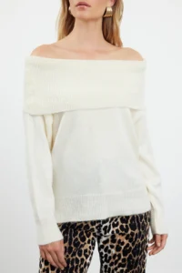 TRENDYOLMİLLA Ecru Soft textured Carmen Collar Knitwear Sweater - Image 4