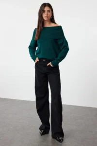 TRENDYOLMİLLA Emerald Green Soft textured Carmen Collar Knitwear Sweater - Image 2