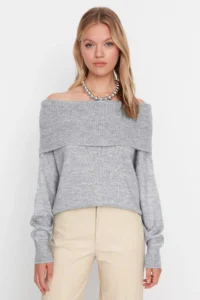 TRENDYOLMİLLA Gray Soft textured Carmen Collar Knitwear Sweater - Image 3