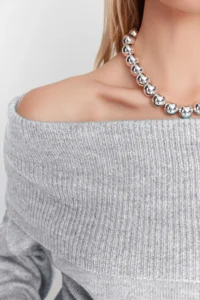 TRENDYOLMİLLA Gray Soft textured Carmen Collar Knitwear Sweater - Image 4