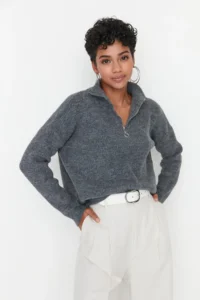 TRENDYOLMİLLA Anthracite Couple Soft textured Zippered Knitwear Sweater TWOAW20xs0009 - Image 4
