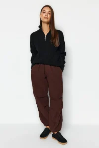 TRENDYOLMİLLA Black Soft textured Zippered Knitwear Sweater TWOAW20xs0009 - Image 3