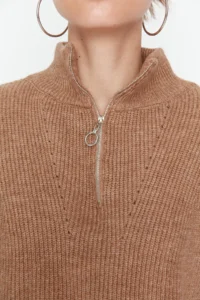 TRENDYOLMİLLA Camel Couple Soft textured Zippered Knitwear Sweater TWOAW20xs0009 - Image 5
