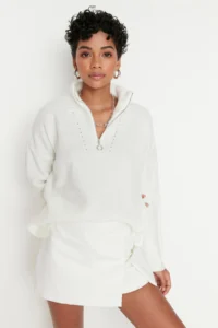 TRENDYOLMİLLA Ecru Soft textured Zippered Knitwear Sweater TWOAW20xs0009 - Image 3