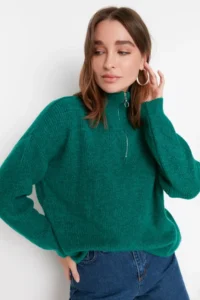 TRENDYOLMİLLA Green Soft textured Zippered Knitwear Sweater TWOAW20xs0009 - Image 2