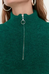 TRENDYOLMİLLA Green Soft textured Zippered Knitwear Sweater TWOAW20xs0009 - Image 4