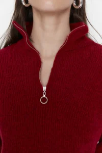 TRENDYOLMİLLA Red Soft textured Zippered Knitwear Sweater TWOAW20xs0009 - Image 4