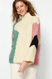 TRENDYOLMİLLA Beige Soft textured Color Blocked Wide Pattern Knitwear Sweater TWOAW20xs0047 - Image 2