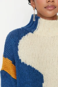 TRENDYOLMİLLA Multicolored Soft textured Color Blocked Wide Pattern Knitwear Sweater TWOAW20xs0047 - Image 4