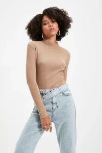 TRENDYOLMİLLA Mink Fitted High Neck Long Sleeve Ribbed Flexible Knitting Blouse - Image 4