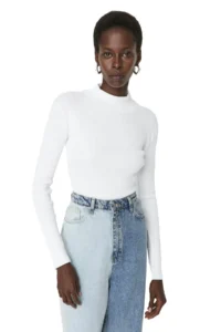 TRENDYOLMİLLA WHITE Fitted High Neck Long Sleeve Ribbed Flexible Knitting Blouse - Image 5