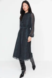 TRENDYOLMİLLA Emerald Green Snake Patterned skater/Waist Flared Midi Weaving Siphon Dress - Image 7
